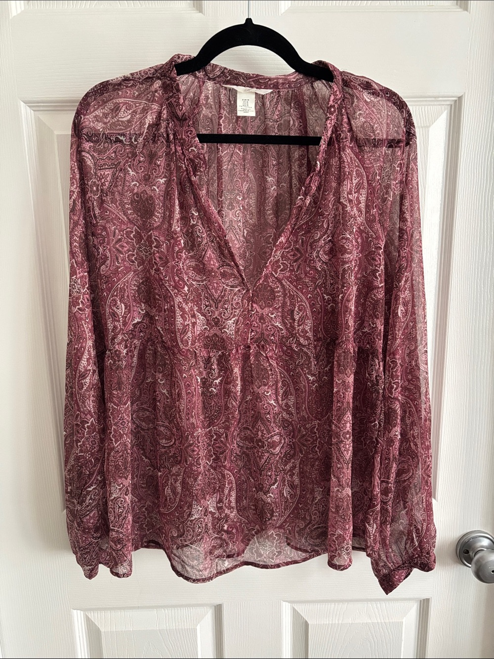 H&M Mauve Paisley V-Neck Long Sleeve Blouse